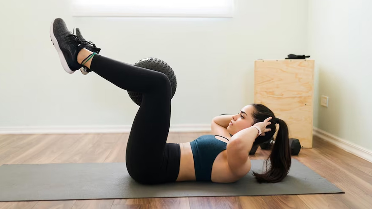 7 Common Ab Workout Mistakes That Are Slowing Your Results